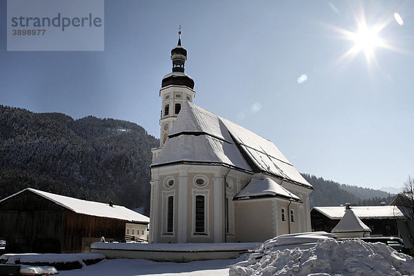 Kirche von Sachrang  Oberbayern  Bayern  Deutschland  Europa