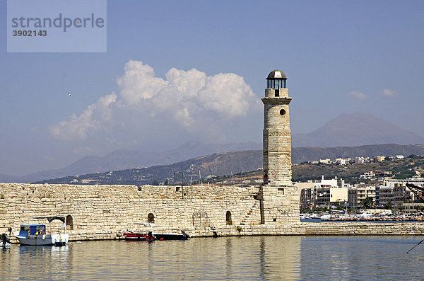 Leuchtturm  Hafen  Rethimnon  Rethymno  Kreta  Griechenland  Europa