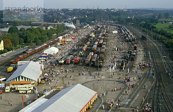Luftaufnahme der 150-Jahr-Jubiläums-Ausstellung der DB  Deutsche Bahn  Bochum Dalhausen  Nordrhein-Westfalen  Deutschland  Europa  im Jahr 1985