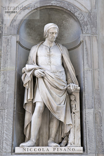 Statue Niccola Pisano  Uffizien  Galleria degli Uffici  Florenz  Toskana  Italien  Europa