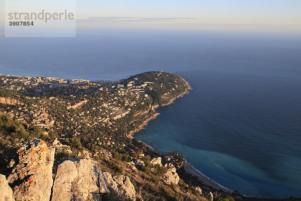 Roquebrune Cap Martin gesehen vom Mont Gros oberhalb Monaco  DÈpartement Alpes Maritimes  RÈgion Provence Alpes CÙte d'Azur  Frankreich  Europa
