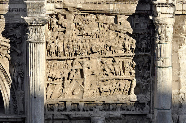 Relief am Septimius-Severus-Bogen  Forum Romanum  Rom  Latium  Italien  Europa
