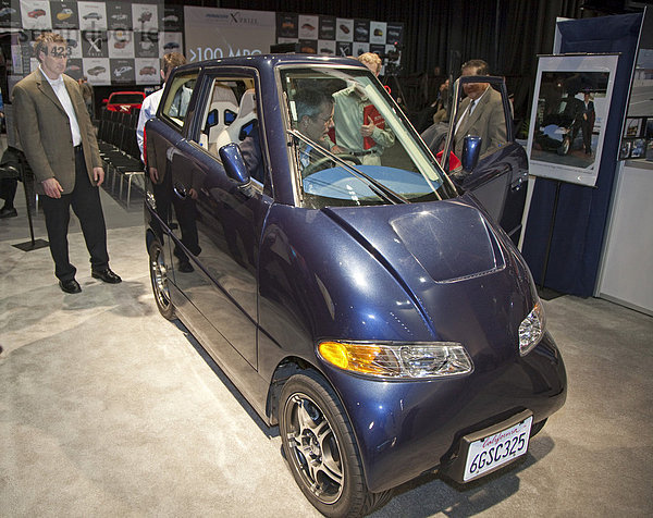 Der Tango  ein Elektroauto von Commuter Cars  ausgestellt auf der 2010 North American International Auto Show in Detroit  Michigan  USA