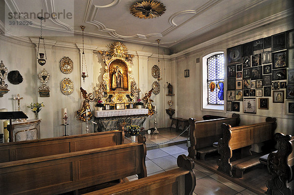 Mariahilf-Kirche  Nebenaltar  Au  München  Bayern  Deutschland  Europa