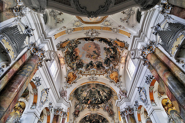 Basilika der Benediktinerabtei Ottobeuren  Bayern  Deutschland  Europa