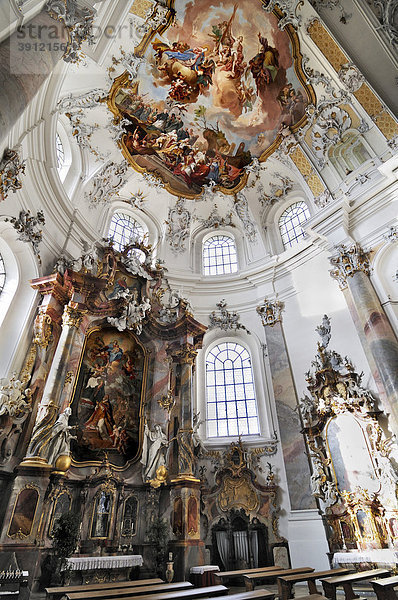 Nebenaltar  Basilika der Benediktinerabtei Ottobeuren  Bayern  Deutschland  Europa