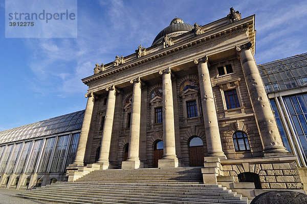 Bayerische Staatskanzlei  München  Bayern  Deutschland  Europa