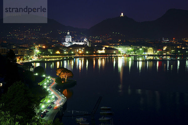 Como bei Nacht  Italien  Europa