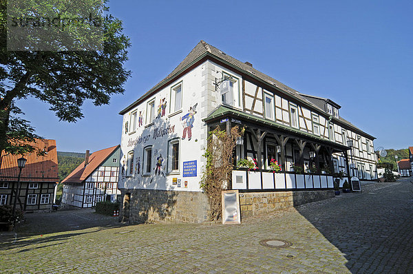 Hotel  Restaurant  Fachwerkhaus  historische Altstadt  Schieder-Schwalenberg  Künstlerort  Kreis Lippe  Nordrhein-Westfalen  Deutschland  Europa