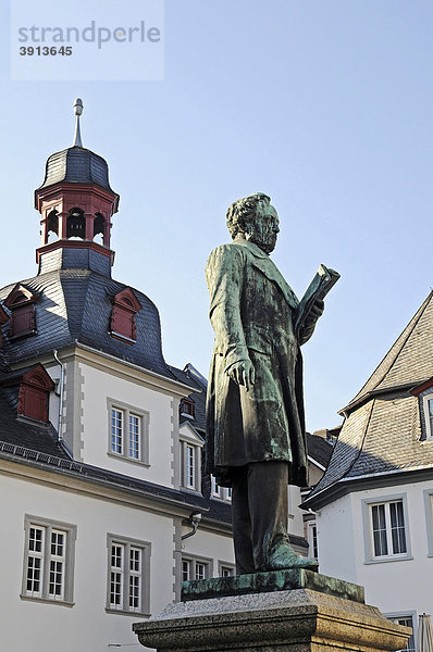 Johannes Müller  Biologe  Philosoph  Skulptur  Jesuitenplatz  Koblenz  Rheinland-Pfalz  Deutschland  Europa