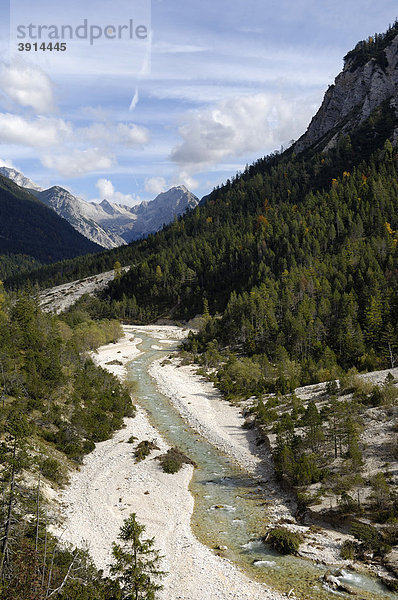 Oberer Isarlauf  Isar im Hinterautal  Karwendelgebirge  Tirol  Österreich