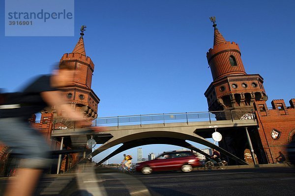 Oberbaumbrücke  Berlin  Deutschland  Europa