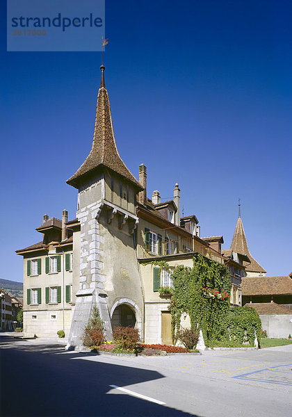 Tortürme aus dem 16. und 17. Jh.  Le Landeron am Bieler See  Kanton Neuenburg  Schweiz  Europa