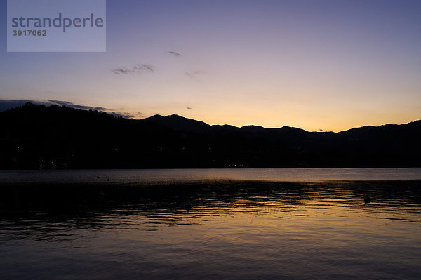 Ortasee  Lago d'Orta  Piemont  Italien  Europa