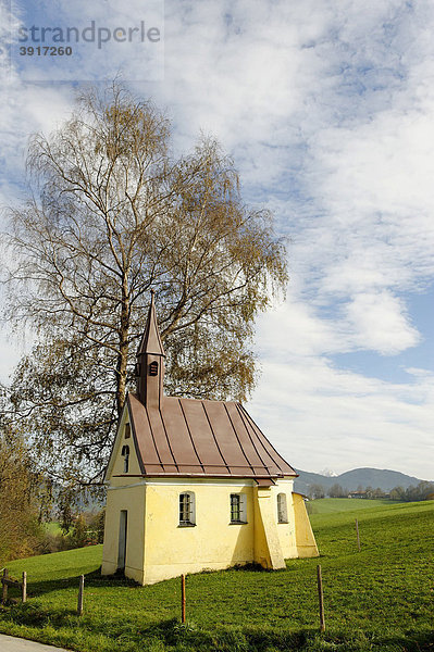 Kapelle in Gschwendt bei Hausham  Oberbayern  Bayern  Deutschland  Europa