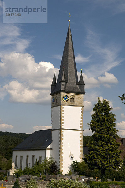 Pfarrkirche im Zentrum von Wonsees  Wiesenttal  Fränkische Schweiz  Franken  Bayern  Deutschland  Europa