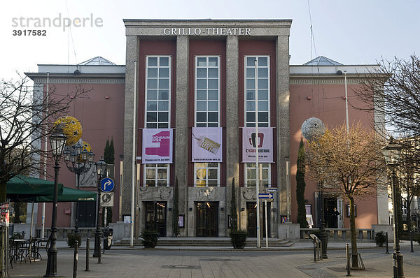 Das Schauspielhaus Grillo-Theater  Essen  Ruhrgebiet  Nordrhein-Westfalen  Deutschland  Europa