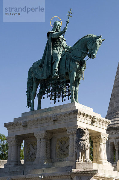 Reiterstandbild und Denkmal König Stephan I.  Budapest  Ungarn  Europa