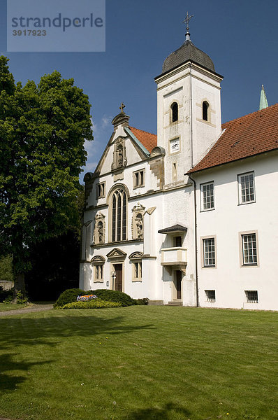 Klosterkirche und Wallfahrtskirche  Kloster Vinnenberg  Münsterland  Nordrhein-Westfalen  Deutschland  Europa