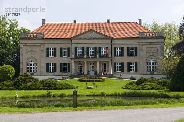 Schloss von Korff in der Schlossanlage Harkorten  Füchtorf  Sassenberg  Münsterland  Nordrhein-Westfalen  Deutschland  Europa