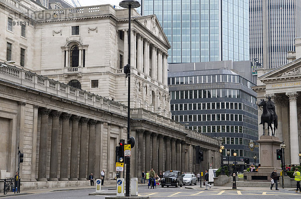 Bank of England im Bankenviertel der City of London  London  England  Großbritannien  Europa