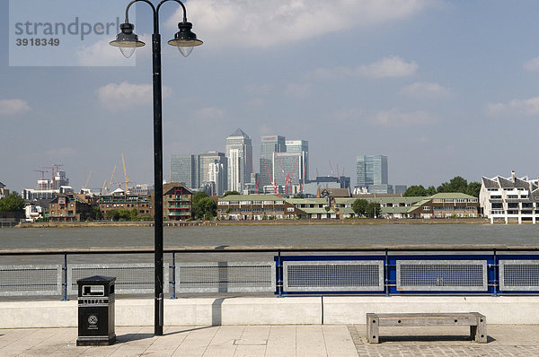 Ausblick von Greenwich zu den Docklands  London  England  Großbritannien  Europa