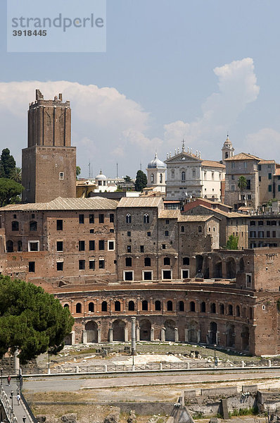 Trajansmärkte und Milizturm  Rom  Italien  Europa