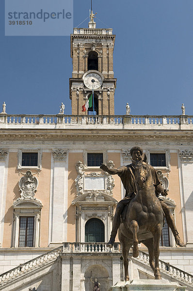 Reiterstandbild von Marc Aurel am Kapitolsplatz  Rom  Italien  Europa