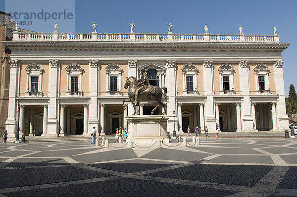 Reiterstandbild von Marc Aurel am Kapitolsplatz  Kapitolinische Museen im Palazzo Nuovo  Rom  Italien  Europa