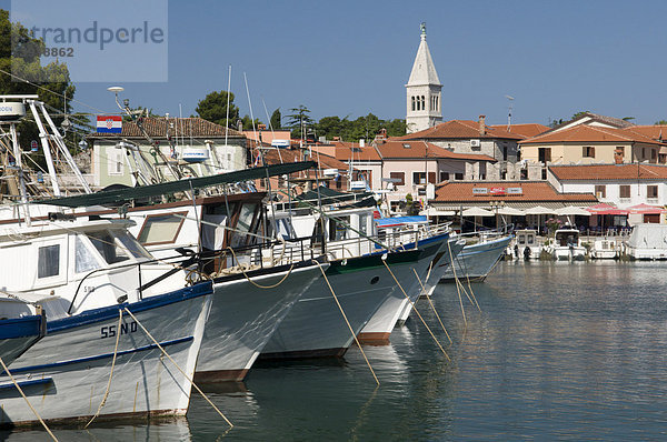 Hafen von Novigrad  Istrien  Kroatien  Europa