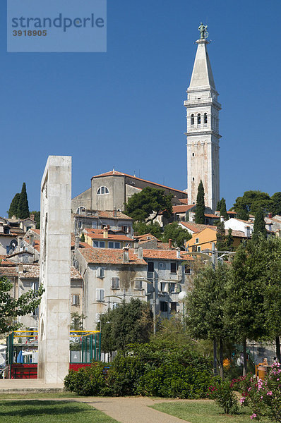 Rovinj mit Pfarrkirche Sv. Eufemija  Istrien  Kroatien  Europa