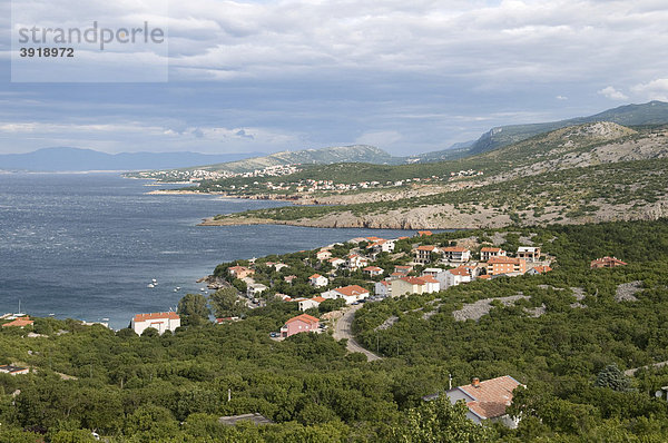 Ausblick auf die Kvarner Bucht bei Senj  Kroatien  Europa