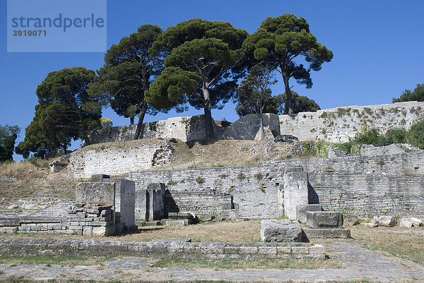 Römisches Theater aus dem 2. Jh.  Pula  Istrien  Kroatien  Europa