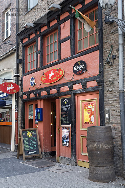 Irish Pub in der Altstadt  Landeshauptstadt Düsseldorf  Nordrhein-Westfalen  Deutschland  Europa