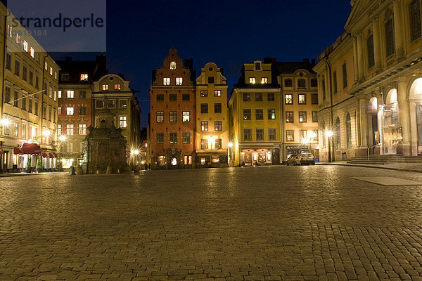 Nachtaufnahme Marktplatz in der Altstadt Gamla Stan  Stockholm  Schweden  Skandinavien  Europa