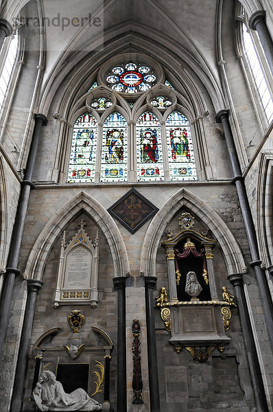 SOUTHWARK CATHEDRAL  Detailansicht  die Kathedrale und Stiftskirche von St. Saviour und St. Mary Overie  London  England  Großbritannien  Europa