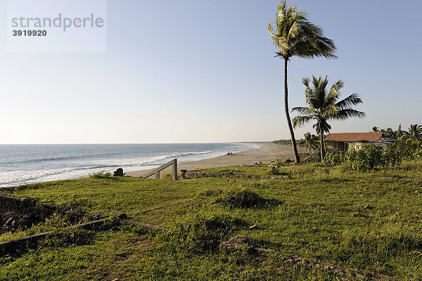 Ehemaliger Somoza Strand  benannt nach dem ehemaligen Präsidenten  Poneloya  Leon  Nicaragua  Zentralamerika