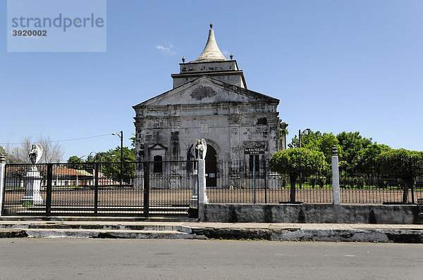 Kirche San Felipe  Leon  Nicaragua  Zentralamerika