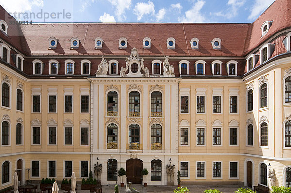 Innenhof im Taschenberg Palais  Kempinski Hotel  Dresden  Sachsen  Deutschland  Europa