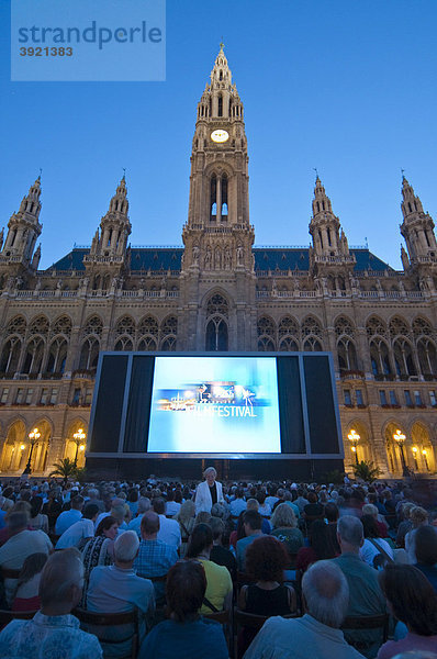 Filmfestival am Rathausplatz  Rathaus  Ringstraße  Wien  Österreich  Europa