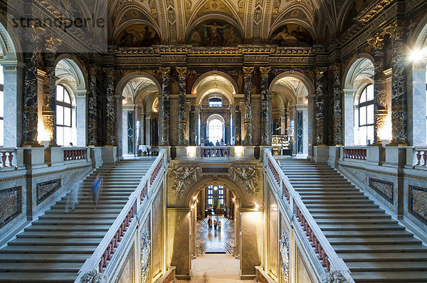 Treppenhaus  Kunsthistorisches Museum  Ringstraße  Wien  Österreich  Europa