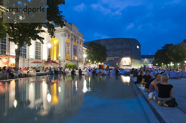 Museumsquartier bei Dämmerung  Wien  Österreich  Europa