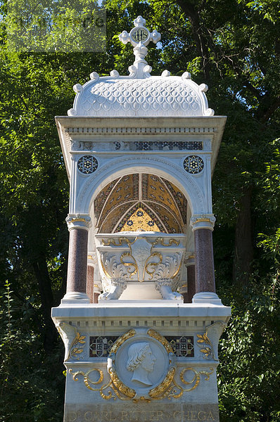Grabmal  Wiener Zentralfriedhof  Wien  Österreich  Europa