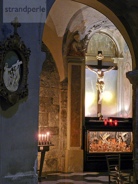 Inneres der Kirche San Fidele  Como  Lombardei  Italien  Europa