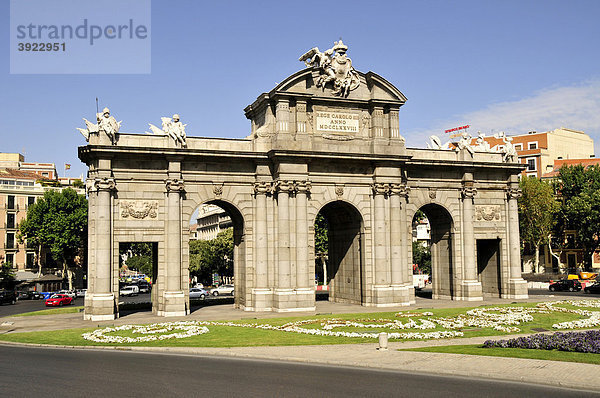 Puerta del Alcal·  Madrid  Spanien  Iberische Halbinsel  Europa