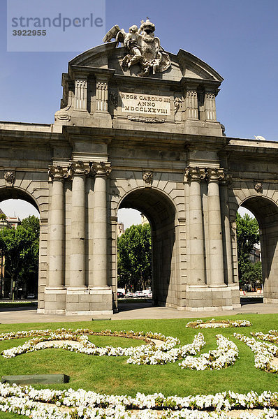 Puerta del Alcal·  Madrid  Spanien  Iberische Halbinsel  Europa