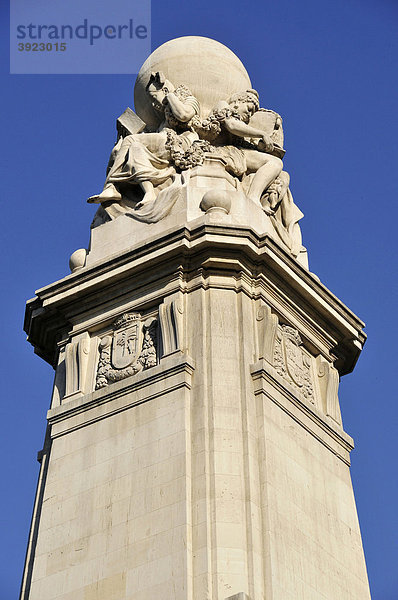 Monument für Miguel de Cervantes an der Plaza EspaÒa  Madrid  Spanien  Iberische Halbinsel  Europa