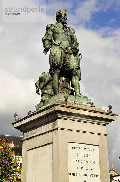Denkmal für Petro Paulo Rubens  Groenplaats  Antwerpen  Belgien  Europa