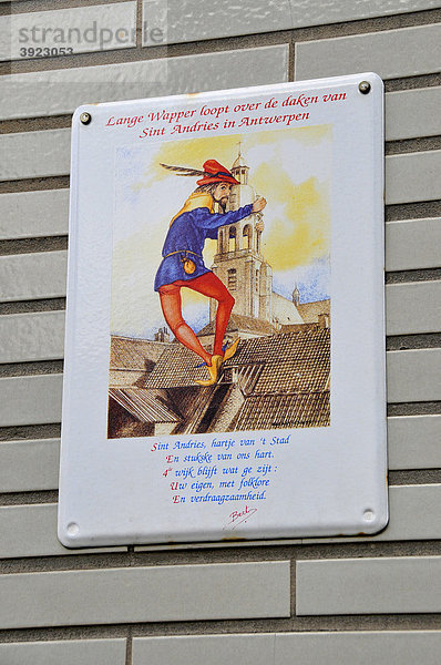 Schild mit der Legende des Heiligen Andreas an einer Häuserwand  Antwerpen  Belgien  Europa