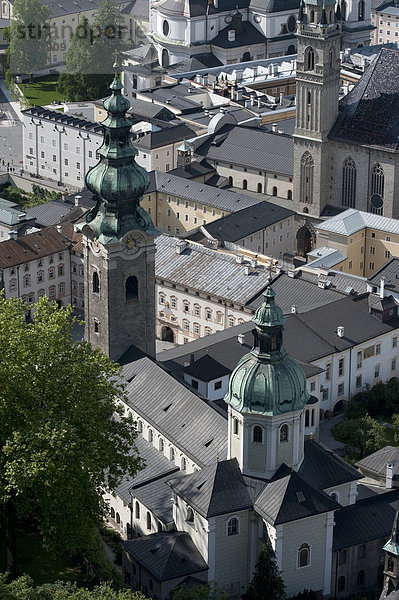 St. Peterkirche und Altstadt  Salzburg  Österreich  Europa